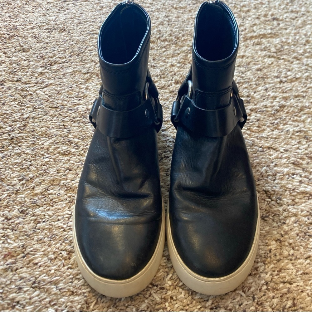 Frye Lena Harness Bootie Black Leather Size 8 - Picture 2 of 8